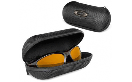 oakley large carbon fiber eyewear case